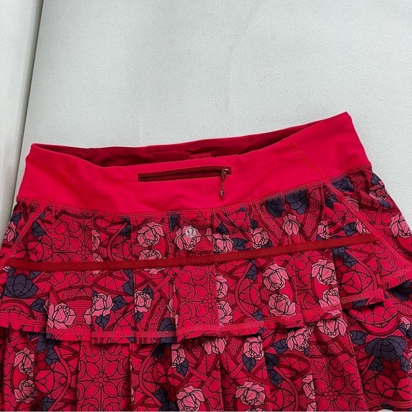 Lululemon Run Pace Setter Skirt Size 8 4-way Stretch (Regular) Multicolored Red - Picture 7 of 16